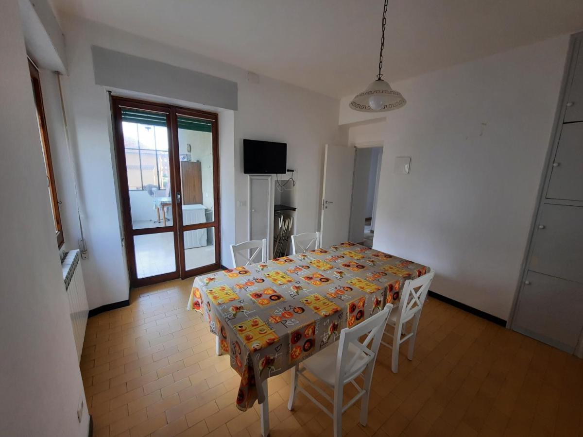 Casa Romeo Appartamento Con Posto Auto Finale Ligure Buitenkant foto
