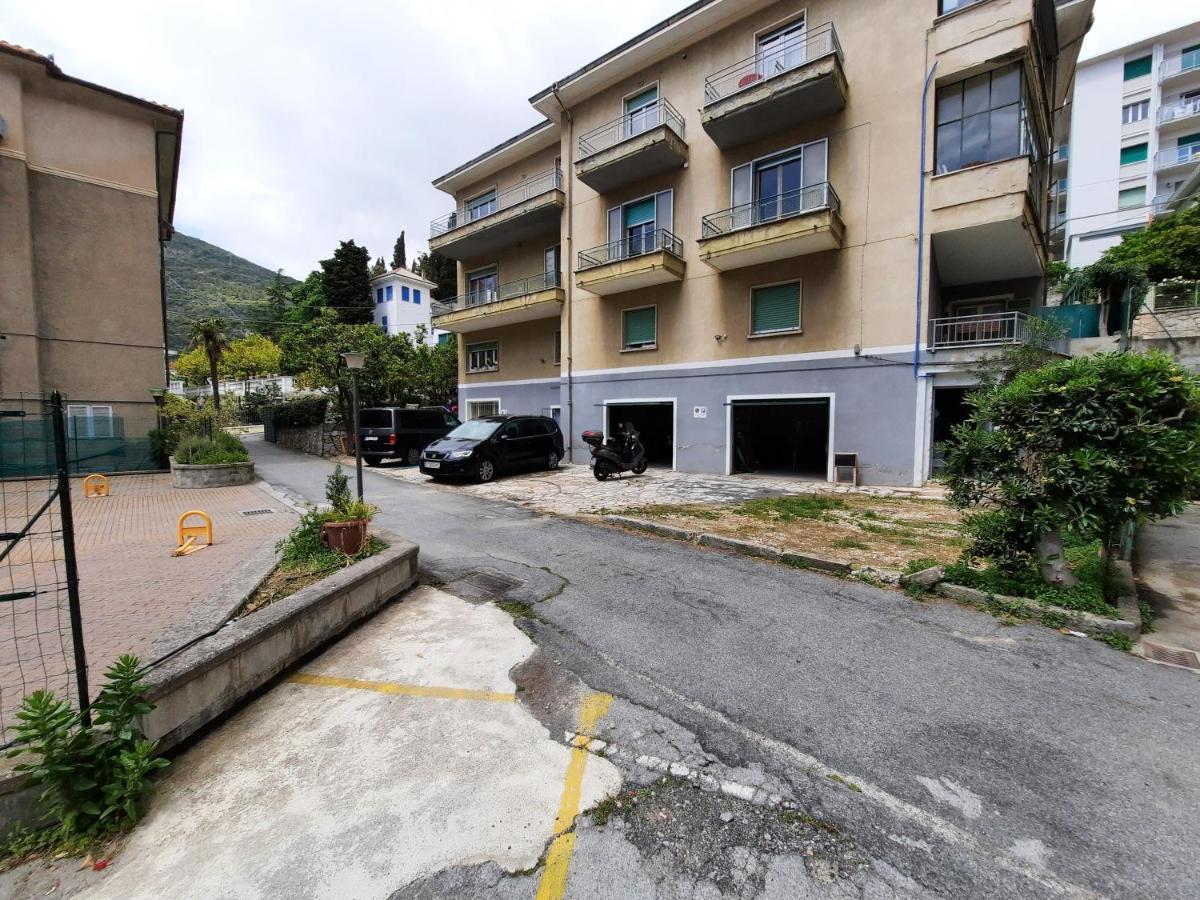 Casa Romeo Appartamento Con Posto Auto Finale Ligure Buitenkant foto