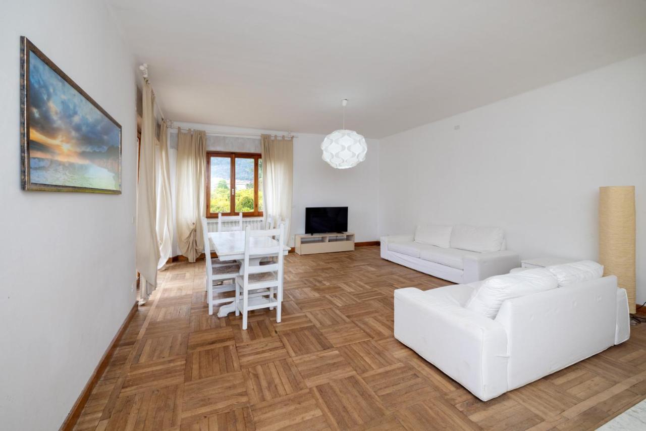 Casa Romeo Appartamento Con Posto Auto Finale Ligure Buitenkant foto