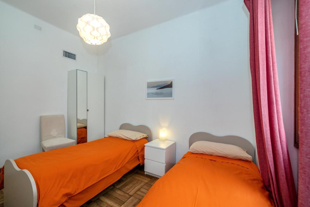 Casa Romeo Appartamento Con Posto Auto Finale Ligure Buitenkant foto